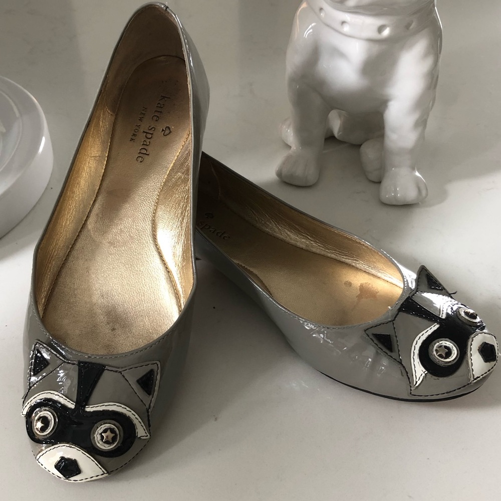 Kate Spade New York Raccoon ballerina flat, patent leather. Size 6 M